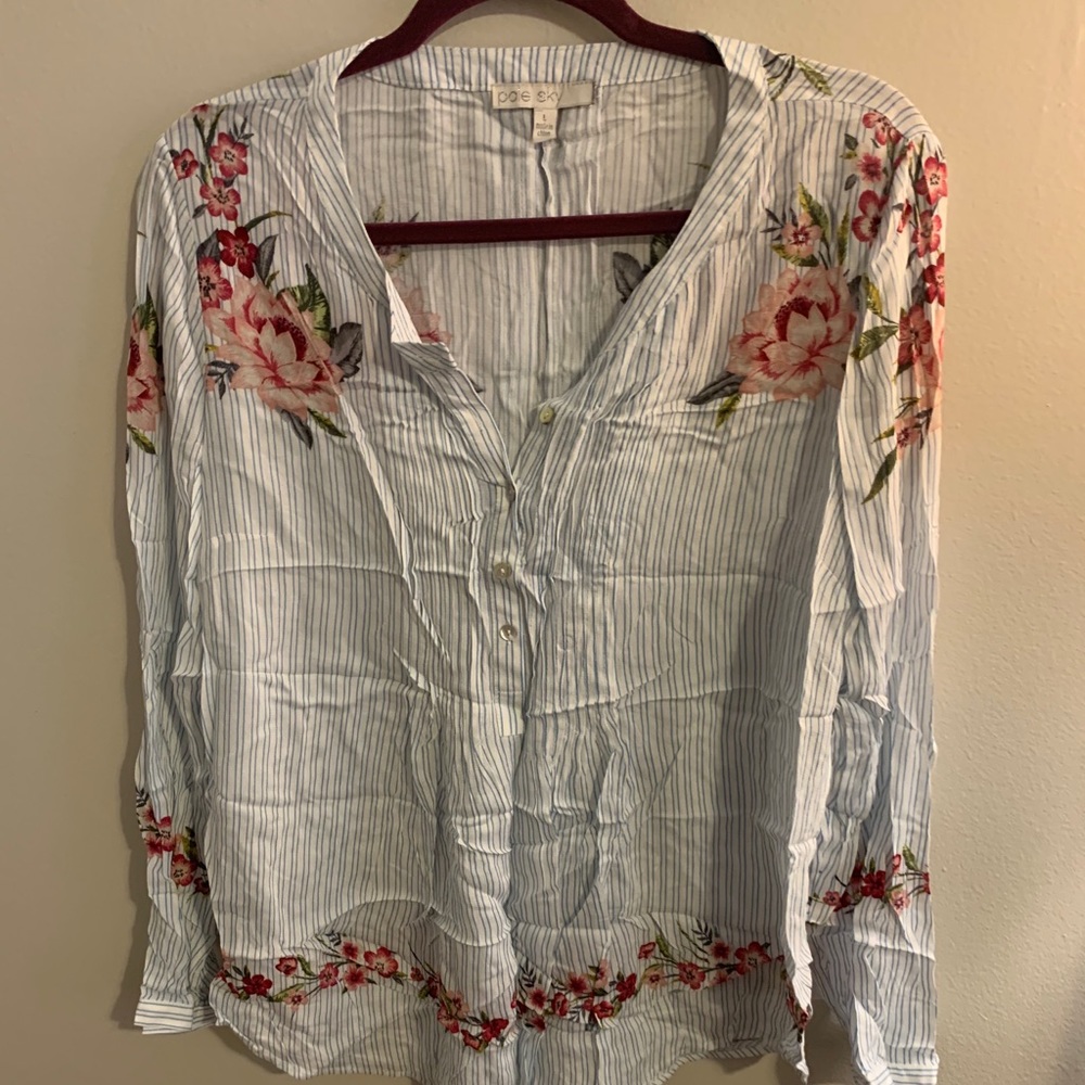 Pale sky Tunic
